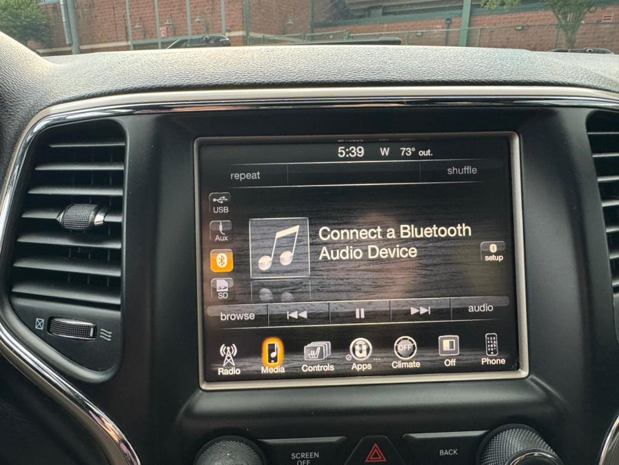 2014 Jeep Grand Cherokee 4WD 4dr Altitude, available for sale in New Britain, Connecticut | Supreme Automotive. New Britain, Connecticut 2014 Jeep Grand Cherokee 4WD 4dr Altitude, available for sale in New Britain, Connecticut | Supreme Automotive. New Britain, Connecticut