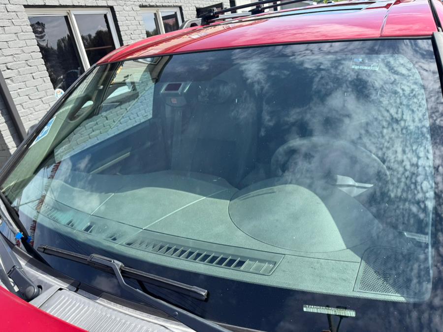 2005 Jeep Grand Cherokee 4dr Limited 4WD, available for sale in New Britain, Connecticut | Supreme Automotive. New Britain, Connecticut 2005 Jeep Grand Cherokee 4dr Limited 4WD, available for sale in New Britain, Connecticut | Supreme Automotive. New Britain, Connecticut