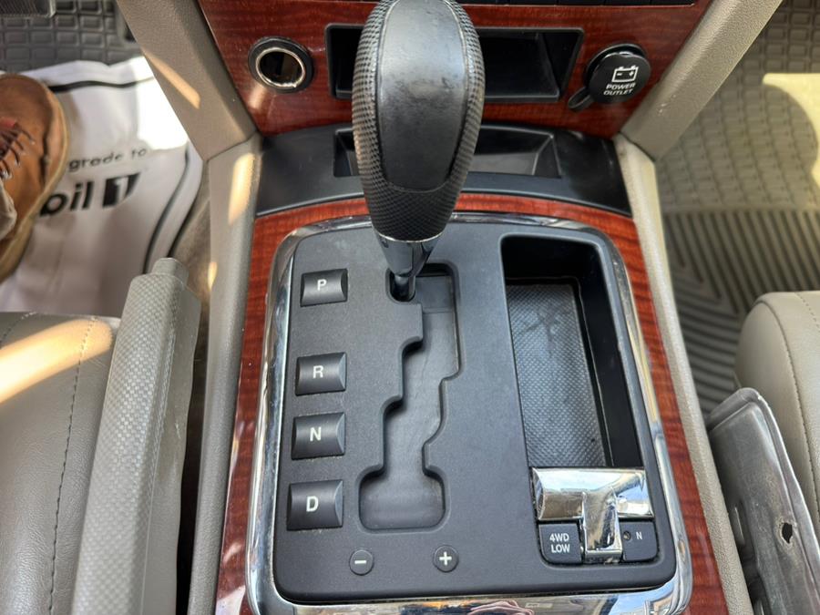 2005 Jeep Grand Cherokee 4dr Limited 4WD, available for sale in New Britain, Connecticut | Supreme Automotive. New Britain, Connecticut 2005 Jeep Grand Cherokee 4dr Limited 4WD, available for sale in New Britain, Connecticut | Supreme Automotive. New Britain, Connecticut