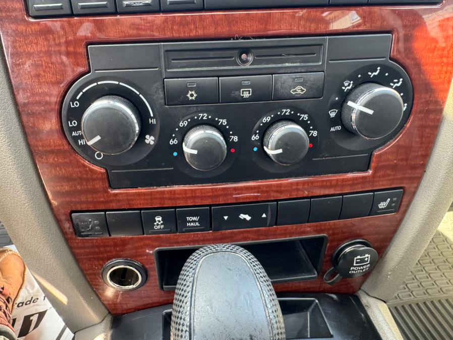 2005 Jeep Grand Cherokee 4dr Limited 4WD, available for sale in New Britain, Connecticut | Supreme Automotive. New Britain, Connecticut 2005 Jeep Grand Cherokee 4dr Limited 4WD, available for sale in New Britain, Connecticut | Supreme Automotive. New Britain, Connecticut
