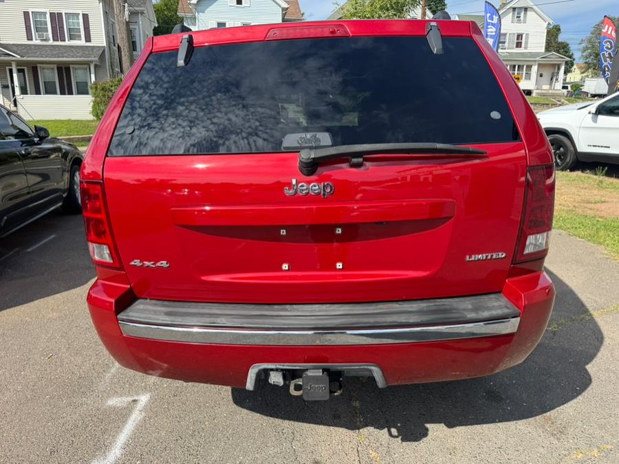 2005 Jeep Grand Cherokee 4dr Limited 4WD, available for sale in New Britain, Connecticut | Supreme Automotive. New Britain, Connecticut 2005 Jeep Grand Cherokee 4dr Limited 4WD, available for sale in New Britain, Connecticut | Supreme Automotive. New Britain, Connecticut