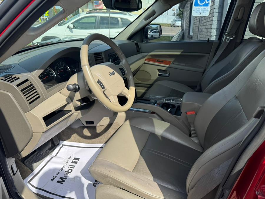 2005 Jeep Grand Cherokee 4dr Limited 4WD, available for sale in New Britain, Connecticut | Supreme Automotive. New Britain, Connecticut 2005 Jeep Grand Cherokee 4dr Limited 4WD, available for sale in New Britain, Connecticut | Supreme Automotive. New Britain, Connecticut