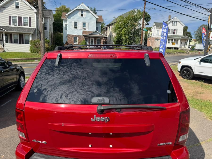 2005 Jeep Grand Cherokee 4dr Limited 4WD, available for sale in New Britain, Connecticut | Supreme Automotive. New Britain, Connecticut 2005 Jeep Grand Cherokee 4dr Limited 4WD, available for sale in New Britain, Connecticut | Supreme Automotive. New Britain, Connecticut