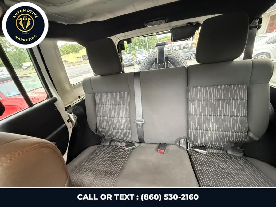 2012 Jeep Wrangler Unlimited 4WD 4dr Sahara, available for sale in Online only, Connecticut | CEO DADDY AUTO. Online only, Connecticut 2012 Jeep Wrangler Unlimited 4WD 4dr Sahara, available for sale in Online only, Connecticut | CEO DADDY AUTO. Online only, Connecticut