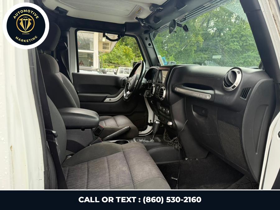 2012 Jeep Wrangler Unlimited 4WD 4dr Sahara, available for sale in Online only, Connecticut | CEO DADDY AUTO. Online only, Connecticut 2012 Jeep Wrangler Unlimited 4WD 4dr Sahara, available for sale in Online only, Connecticut | CEO DADDY AUTO. Online only, Connecticut