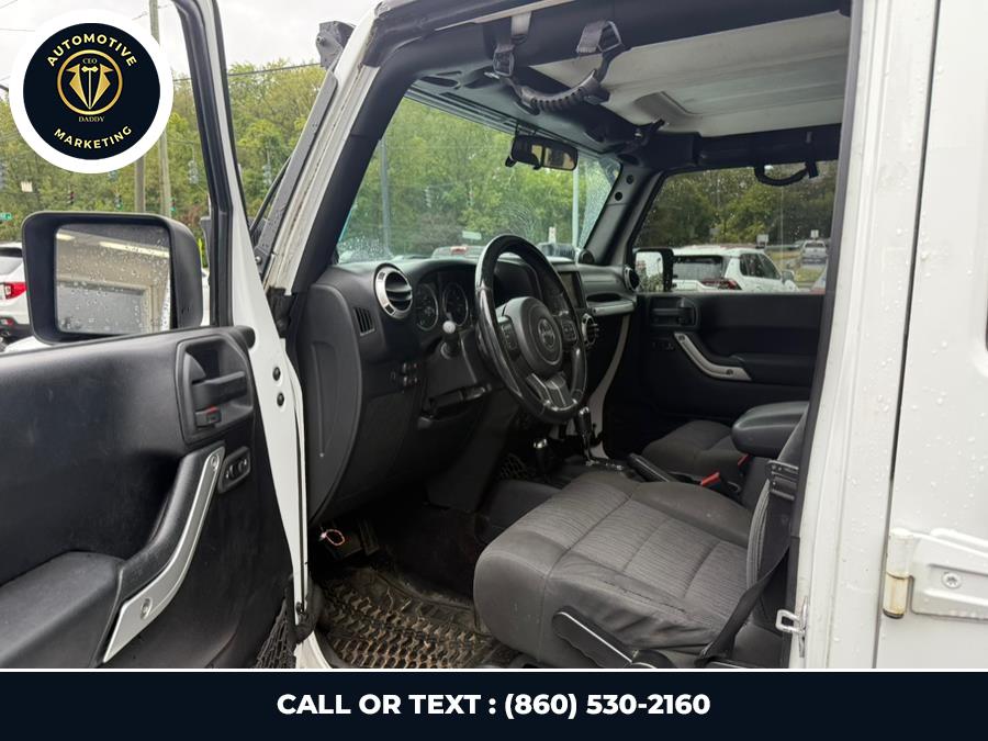 2012 Jeep Wrangler Unlimited 4WD 4dr Sahara, available for sale in Online only, Connecticut | CEO DADDY AUTO. Online only, Connecticut 2012 Jeep Wrangler Unlimited 4WD 4dr Sahara, available for sale in Online only, Connecticut | CEO DADDY AUTO. Online only, Connecticut