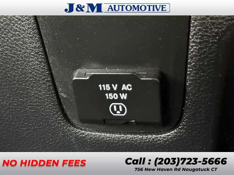 2015 Jeep Wrangler Unlimited Rubicon, available for sale in Naugatuck, Connecticut | J&M Automotive Sls&Svc LLC. Naugatuck, Connecticut 2015 Jeep Wrangler Unlimited Rubicon, available for sale in Naugatuck, Connecticut | J&M Automotive Sls&Svc LLC. Naugatuck, Connecticut