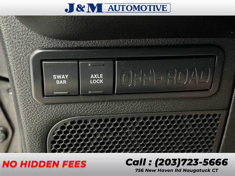 2015 Jeep Wrangler Unlimited Rubicon, available for sale in Naugatuck, Connecticut | J&M Automotive Sls&Svc LLC. Naugatuck, Connecticut 2015 Jeep Wrangler Unlimited Rubicon, available for sale in Naugatuck, Connecticut | J&M Automotive Sls&Svc LLC. Naugatuck, Connecticut