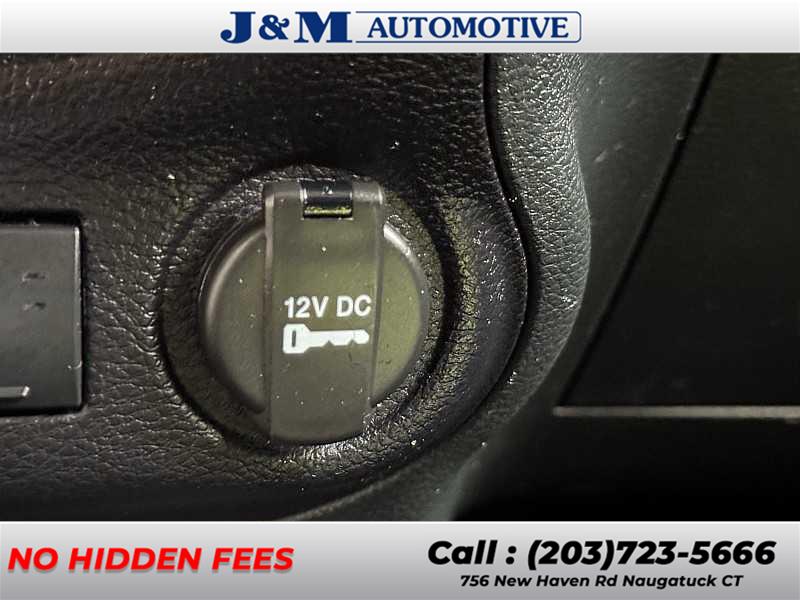 2015 Jeep Wrangler Unlimited Rubicon, available for sale in Naugatuck, Connecticut | J&M Automotive Sls&Svc LLC. Naugatuck, Connecticut 2015 Jeep Wrangler Unlimited Rubicon, available for sale in Naugatuck, Connecticut | J&M Automotive Sls&Svc LLC. Naugatuck, Connecticut
