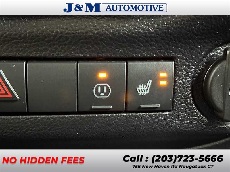 2015 Jeep Wrangler Unlimited Rubicon, available for sale in Naugatuck, Connecticut | J&M Automotive Sls&Svc LLC. Naugatuck, Connecticut 2015 Jeep Wrangler Unlimited Rubicon, available for sale in Naugatuck, Connecticut | J&M Automotive Sls&Svc LLC. Naugatuck, Connecticut