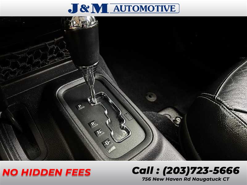 2015 Jeep Wrangler Unlimited Rubicon, available for sale in Naugatuck, Connecticut | J&M Automotive Sls&Svc LLC. Naugatuck, Connecticut 2015 Jeep Wrangler Unlimited Rubicon, available for sale in Naugatuck, Connecticut | J&M Automotive Sls&Svc LLC. Naugatuck, Connecticut
