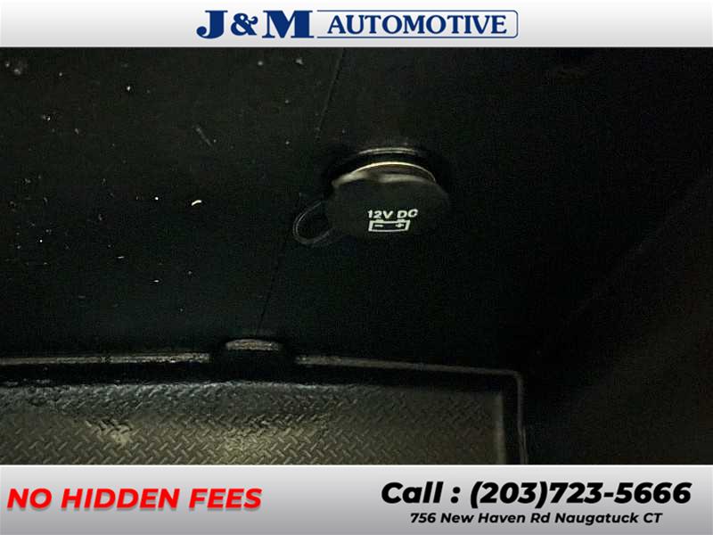 2015 Jeep Wrangler Unlimited Rubicon, available for sale in Naugatuck, Connecticut | J&M Automotive Sls&Svc LLC. Naugatuck, Connecticut 2015 Jeep Wrangler Unlimited Rubicon, available for sale in Naugatuck, Connecticut | J&M Automotive Sls&Svc LLC. Naugatuck, Connecticut