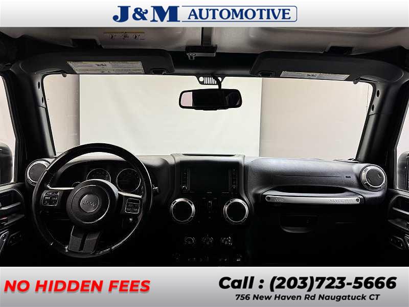 2015 Jeep Wrangler Unlimited Rubicon, available for sale in Naugatuck, Connecticut | J&M Automotive Sls&Svc LLC. Naugatuck, Connecticut 2015 Jeep Wrangler Unlimited Rubicon, available for sale in Naugatuck, Connecticut | J&M Automotive Sls&Svc LLC. Naugatuck, Connecticut