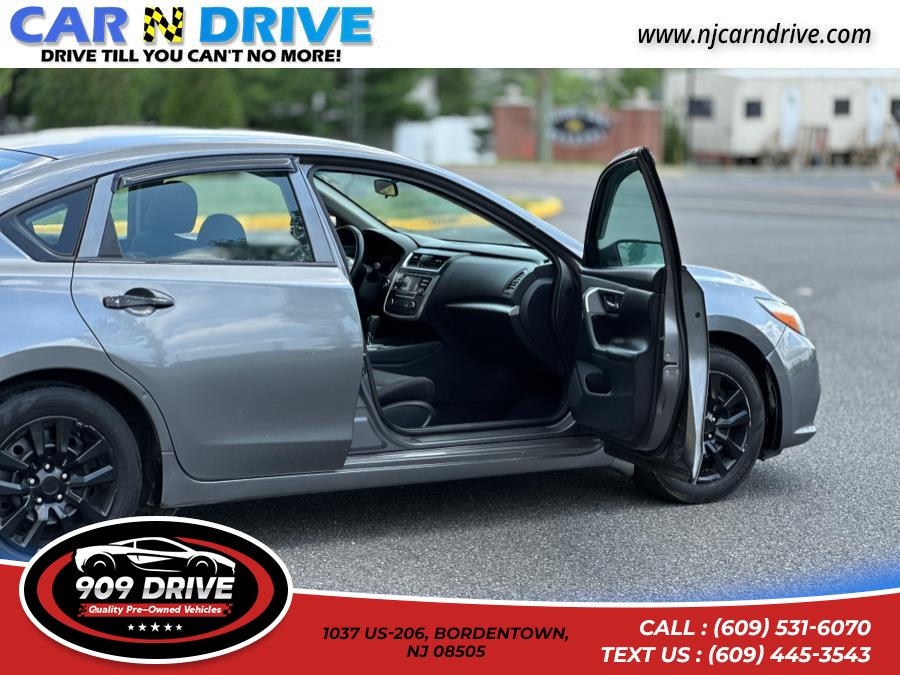2017 Nissan Altima 2.5 S, available for sale in BORDENTOWN, New Jersey | 909 Drive. BORDENTOWN, New Jersey 2017 Nissan Altima 2.5 S, available for sale in BORDENTOWN, New Jersey | 909 Drive. BORDENTOWN, New Jersey