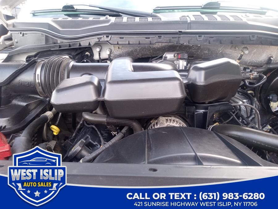 2017 Ford Super Duty F-350 SRW XL 4WD Reg Cab 8'' Box, available for sale in West Islip, New York | West Islip Auto Sales. West Islip, New York 2017 Ford Super Duty F-350 SRW XL 4WD Reg Cab 8'' Box, available for sale in West Islip, New York | West Islip Auto Sales. West Islip, New York