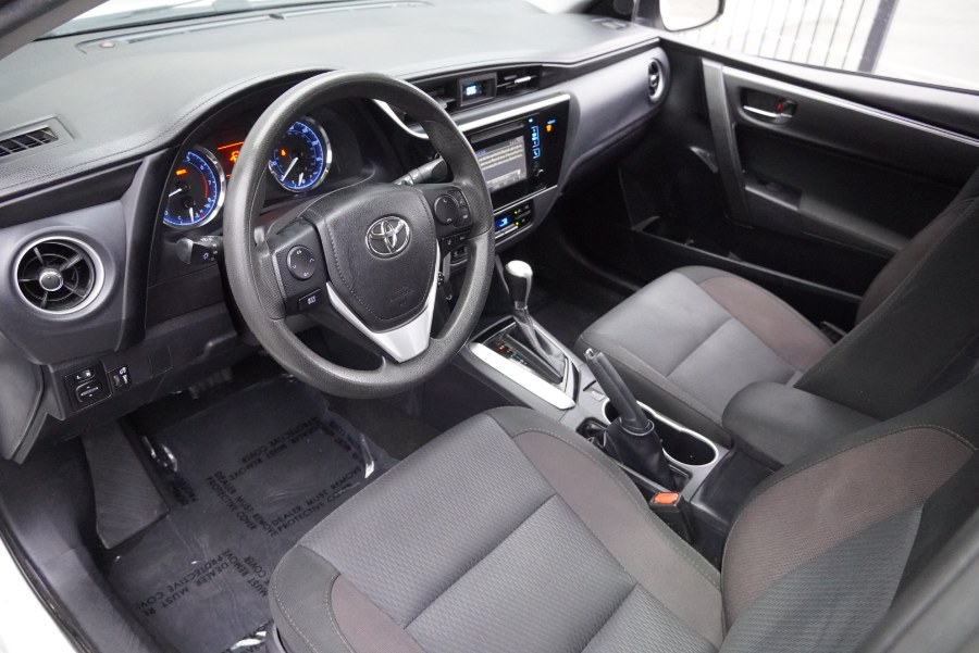 2018 Toyota Corolla LE LE(BACK UP CAM) (BLUETOOTH), available for sale in Riverside, California | Big Timin Motors LLC. Riverside, California 2018 Toyota Corolla LE LE(BACK UP CAM) (BLUETOOTH), available for sale in Riverside, California | Big Timin Motors LLC. Riverside, California