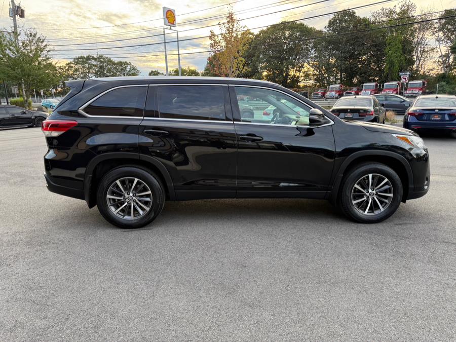 2019 Toyota Highlander XLE photo 4