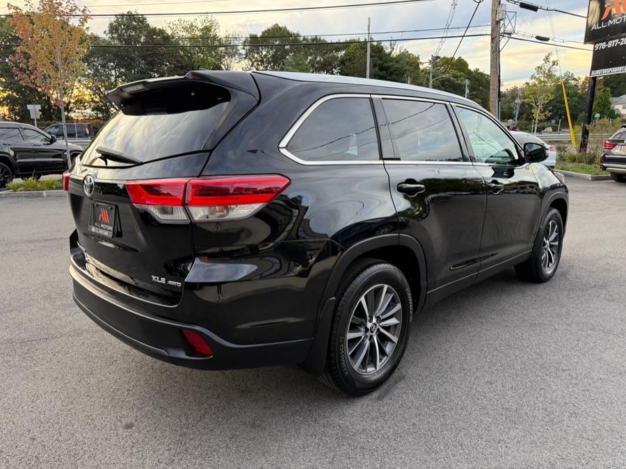 2019 Toyota Highlander XLE photo 3