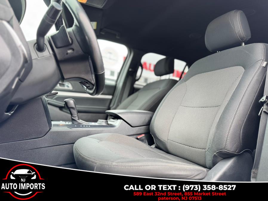 2017 Ford Explorer XLT 4WD, available for sale in Paterson, New Jersey | NJ Auto Imports. Paterson, New Jersey 2017 Ford Explorer XLT 4WD, available for sale in Paterson, New Jersey | NJ Auto Imports. Paterson, New Jersey