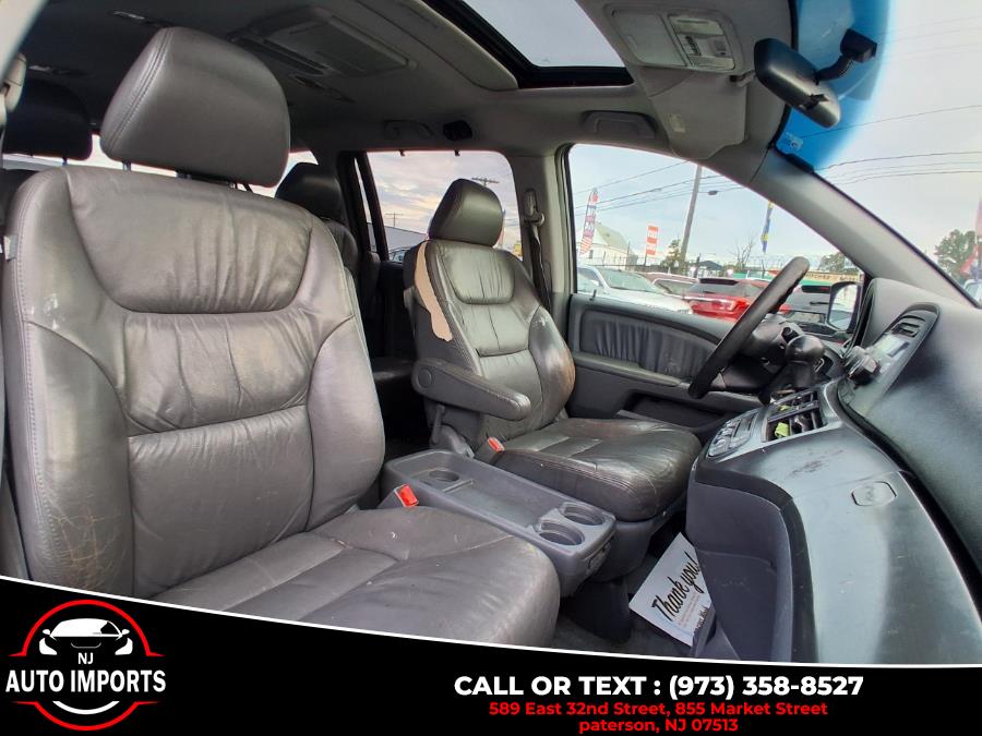 2005 Honda Odyssey EX-L AT with RES, available for sale in Paterson, New Jersey | NJ Auto Imports. Paterson, New Jersey 2005 Honda Odyssey EX-L AT with RES, available for sale in Paterson, New Jersey | NJ Auto Imports. Paterson, New Jersey