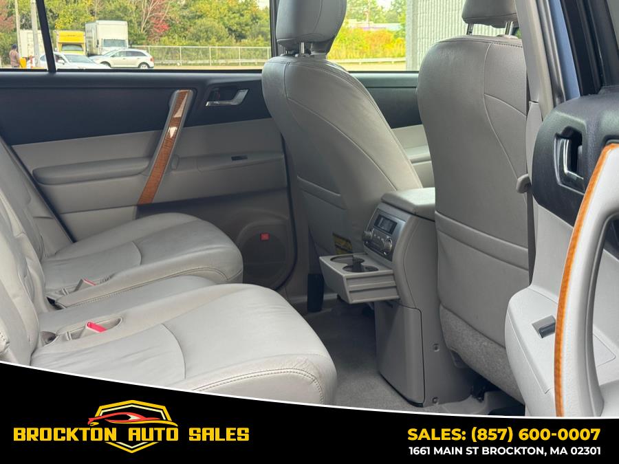 2008 Toyota Highlander Hybrid 4WD 4dr Limited w/3rd Row (Natl), available for sale in BROCKTON, Massachusetts | Brockton Auto Sales Inc. BROCKTON, Massachusetts 2008 Toyota Highlander Hybrid 4WD 4dr Limited w/3rd Row (Natl), available for sale in BROCKTON, Massachusetts | Brockton Auto Sales Inc. BROCKTON, Massachusetts