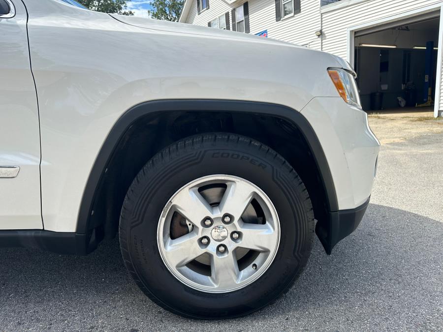 2012 Jeep Grand Cherokee 4WD 4dr Laredo, available for sale in Madbury, New Hampshire | AWD Auto Outlet. Madbury, New Hampshire 2012 Jeep Grand Cherokee 4WD 4dr Laredo, available for sale in Madbury, New Hampshire | AWD Auto Outlet. Madbury, New Hampshire