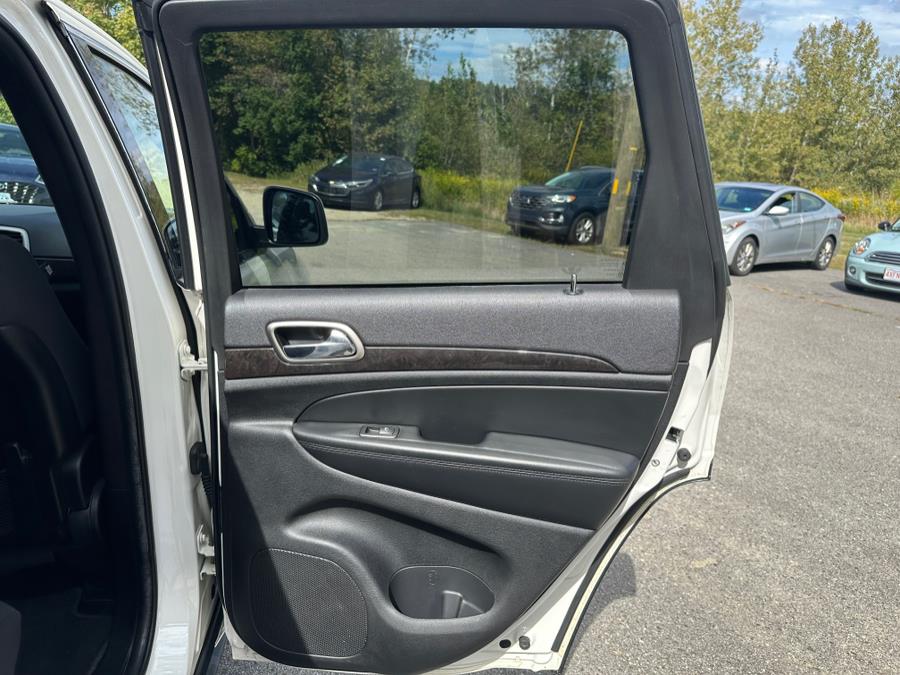 2012 Jeep Grand Cherokee 4WD 4dr Laredo, available for sale in Madbury, New Hampshire | AWD Auto Outlet. Madbury, New Hampshire 2012 Jeep Grand Cherokee 4WD 4dr Laredo, available for sale in Madbury, New Hampshire | AWD Auto Outlet. Madbury, New Hampshire