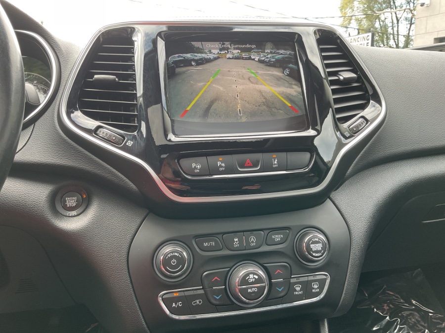 2019 Jeep Cherokee Limited 4x4, available for sale in Waterbury, Connecticut | Jim Juliani Motors. Waterbury, Connecticut 2019 Jeep Cherokee Limited 4x4, available for sale in Waterbury, Connecticut | Jim Juliani Motors. Waterbury, Connecticut