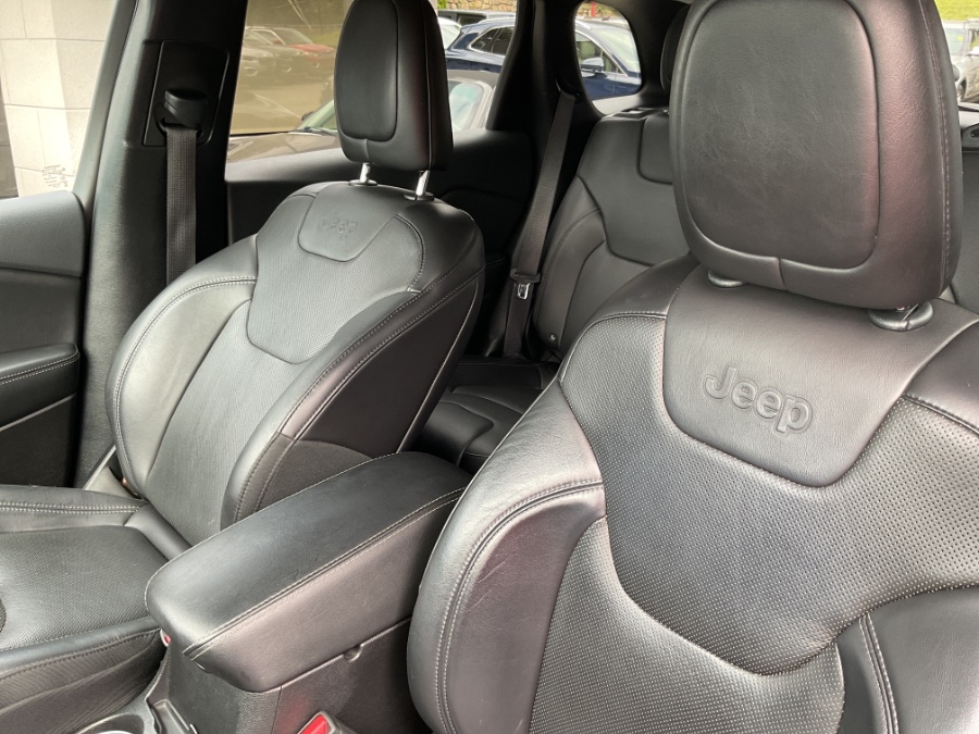 2019 Jeep Cherokee Limited 4x4, available for sale in Waterbury, Connecticut | Jim Juliani Motors. Waterbury, Connecticut 2019 Jeep Cherokee Limited 4x4, available for sale in Waterbury, Connecticut | Jim Juliani Motors. Waterbury, Connecticut