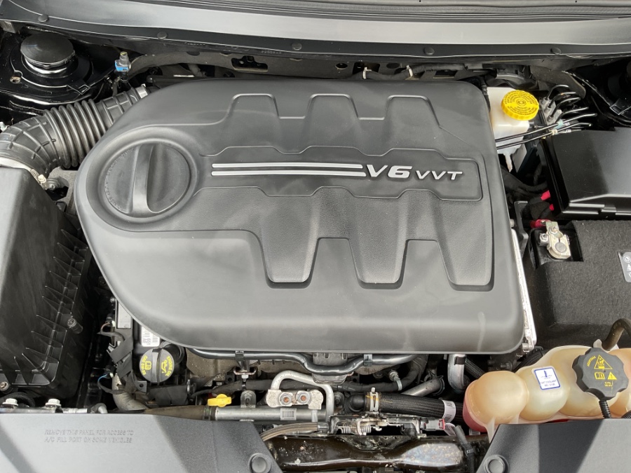 2019 Jeep Cherokee Limited 4x4, available for sale in Waterbury, Connecticut | Jim Juliani Motors. Waterbury, Connecticut 2019 Jeep Cherokee Limited 4x4, available for sale in Waterbury, Connecticut | Jim Juliani Motors. Waterbury, Connecticut