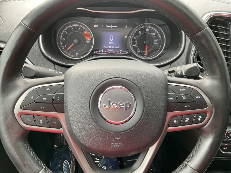 2019 Jeep Cherokee Limited 4x4, available for sale in Waterbury, Connecticut | Jim Juliani Motors. Waterbury, Connecticut 2019 Jeep Cherokee Limited 4x4, available for sale in Waterbury, Connecticut | Jim Juliani Motors. Waterbury, Connecticut