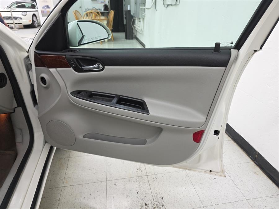 2007 Chevrolet Impala 4dr Sdn LS, available for sale in West Haven, Connecticut | Auto Fair Inc.. West Haven, Connecticut 2007 Chevrolet Impala 4dr Sdn LS, available for sale in West Haven, Connecticut | Auto Fair Inc.. West Haven, Connecticut