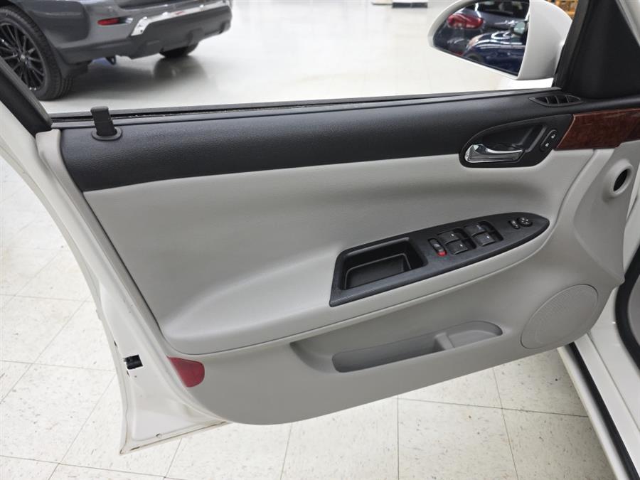 2007 Chevrolet Impala 4dr Sdn LS, available for sale in West Haven, Connecticut | Auto Fair Inc.. West Haven, Connecticut 2007 Chevrolet Impala 4dr Sdn LS, available for sale in West Haven, Connecticut | Auto Fair Inc.. West Haven, Connecticut