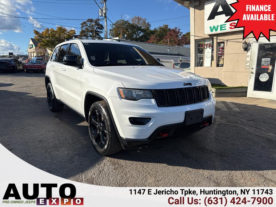 Used 2018 Jeep Grand Cherokee in Huntington, New York | Auto Expo. Huntington, New York