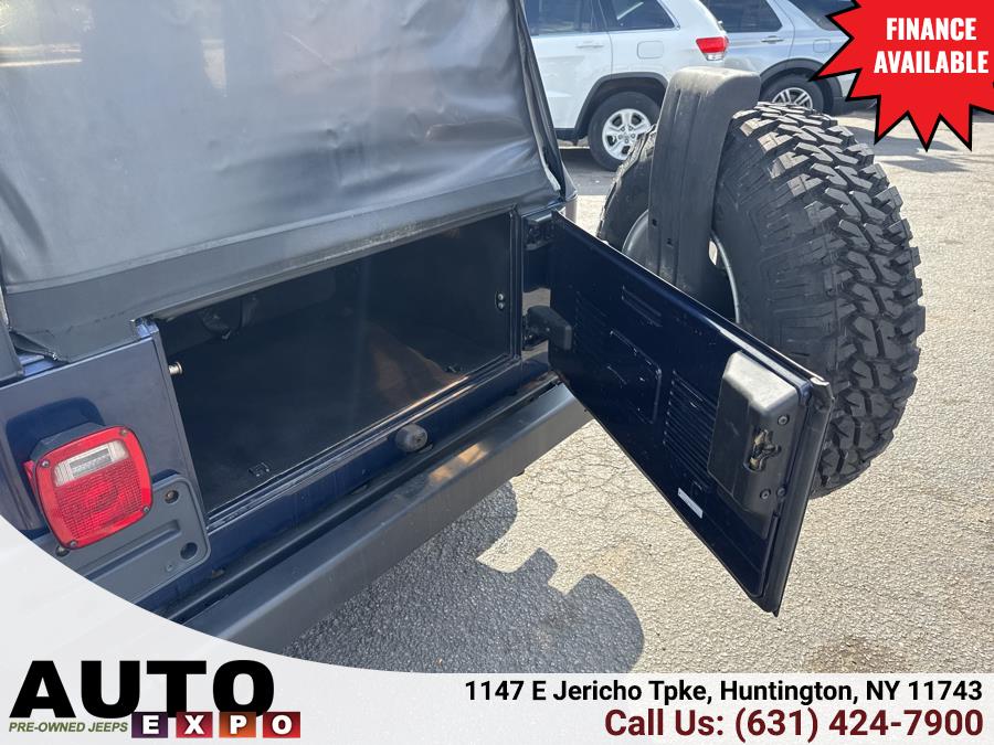 2006 Jeep Wrangler 2dr Unlimited Rubicon LWB, available for sale in Huntington, New York | Auto Expo. Huntington, New York 2006 Jeep Wrangler 2dr Unlimited Rubicon LWB, available for sale in Huntington, New York | Auto Expo. Huntington, New York