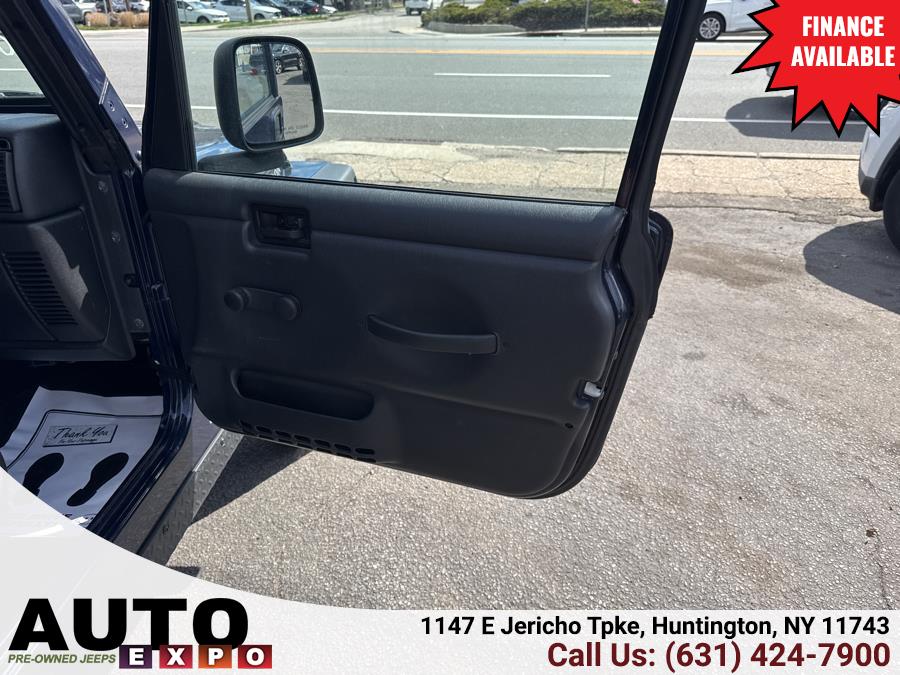 2006 Jeep Wrangler 2dr Unlimited Rubicon LWB, available for sale in Huntington, New York | Auto Expo. Huntington, New York 2006 Jeep Wrangler 2dr Unlimited Rubicon LWB, available for sale in Huntington, New York | Auto Expo. Huntington, New York