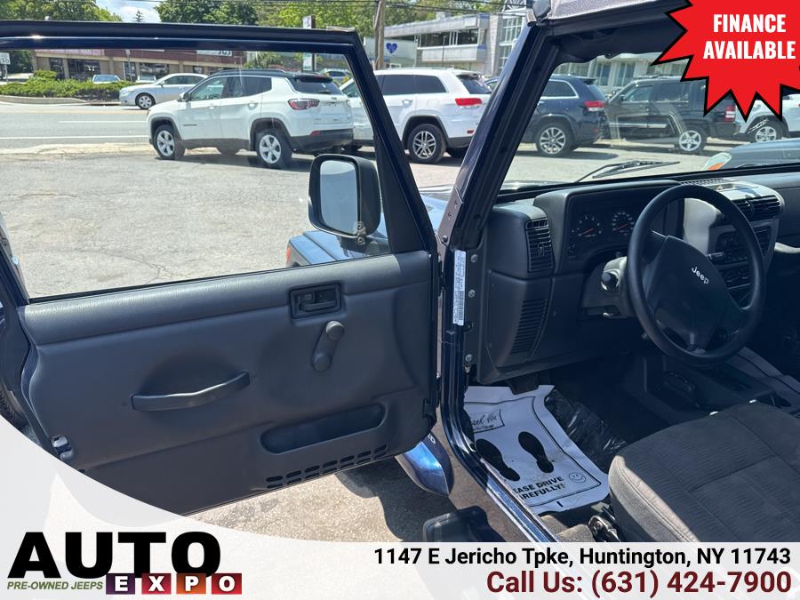 2004 Jeep Wrangler 2dr Unlimited LWB, available for sale in Huntington, New York | Auto Expo. Huntington, New York 2004 Jeep Wrangler 2dr Unlimited LWB, available for sale in Huntington, New York | Auto Expo. Huntington, New York