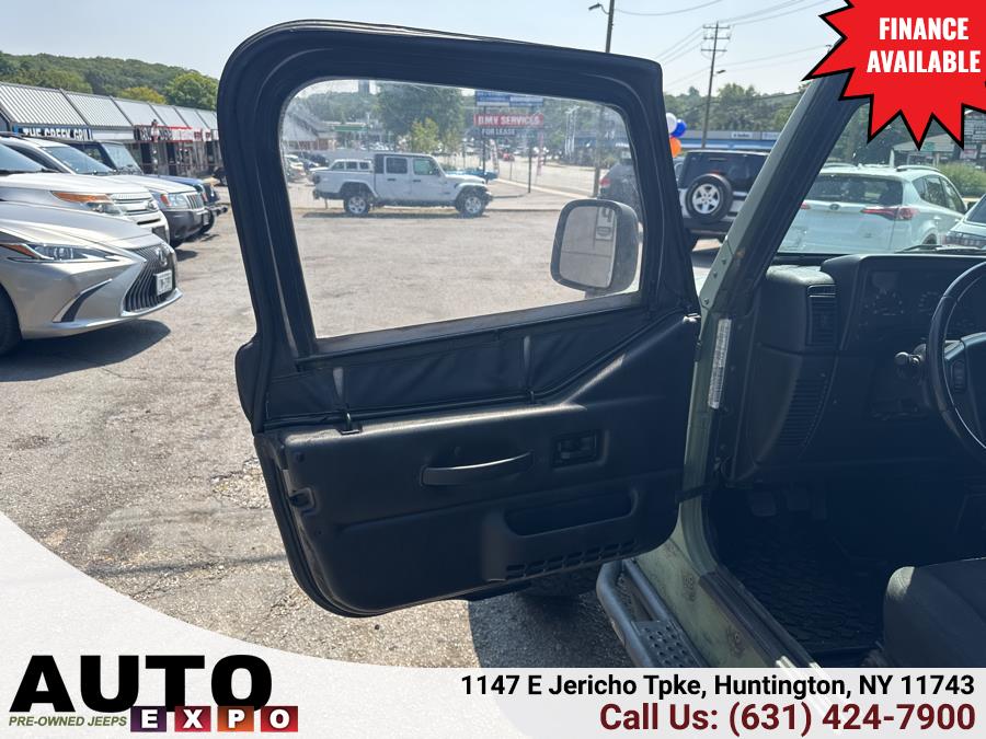 2006 Jeep Wrangler 2dr Rubicon, available for sale in Huntington, New York | Auto Expo. Huntington, New York 2006 Jeep Wrangler 2dr Rubicon, available for sale in Huntington, New York | Auto Expo. Huntington, New York
