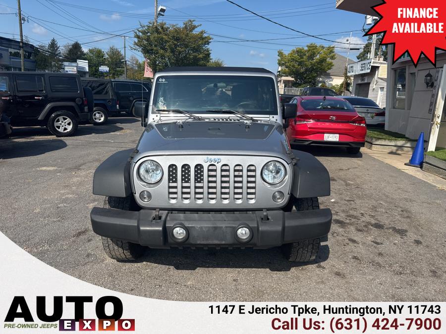 2015 Jeep Wrangler Unlimited Sport photo 2