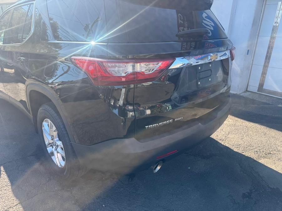 2019 Chevrolet Traverse AWD 4dr LS w/1LS, available for sale in Bridgeport, Connecticut | CT Auto. Bridgeport, Connecticut 2019 Chevrolet Traverse AWD 4dr LS w/1LS, available for sale in Bridgeport, Connecticut | CT Auto. Bridgeport, Connecticut