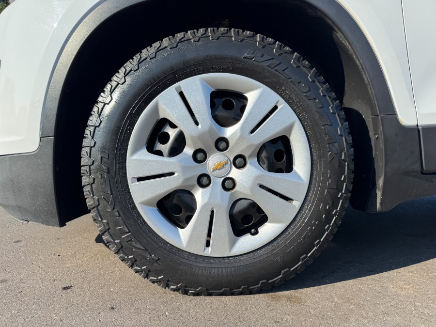 2016 Chevrolet Trax FWD 4dr LS w/1LS, available for sale in Ortonville, Michigan | Marsh Auto Sales LLC. Ortonville, Michigan 2016 Chevrolet Trax FWD 4dr LS w/1LS, available for sale in Ortonville, Michigan | Marsh Auto Sales LLC. Ortonville, Michigan
