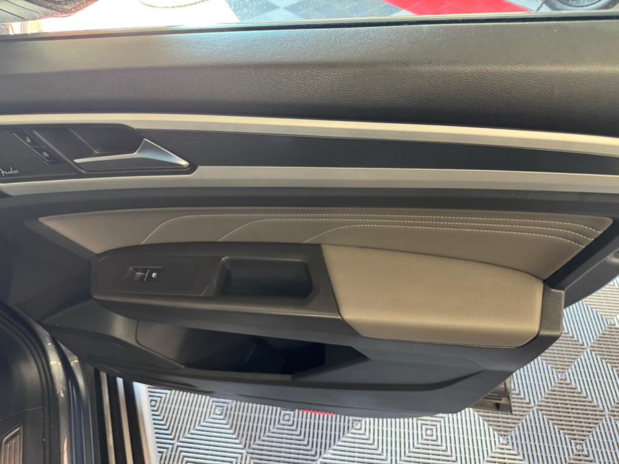 2023 Volkswagen Atlas 3.6L V6 SEL Premium R-Line 4MOTION, available for sale in West Babylon , New York | MP Motors Inc. West Babylon , New York 2023 Volkswagen Atlas 3.6L V6 SEL Premium R-Line 4MOTION, available for sale in West Babylon , New York | MP Motors Inc. West Babylon , New York