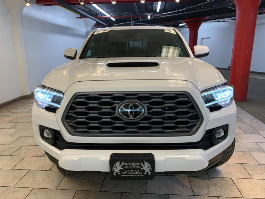 2021 Toyota Tacoma TRD Sport Double Cab V6 photo 3