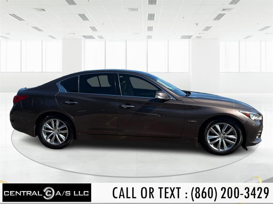 2014 Infiniti Q50 Hybrid Premium photo 4
