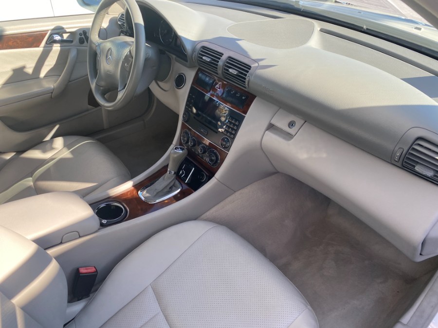 2006 Mercedes-Benz C-Class 4dr Luxury Sdn 3.5L 4MATIC, available for sale in Middle Village, New York | Middle Village Motors . Middle Village, New York 2006 Mercedes-Benz C-Class 4dr Luxury Sdn 3.5L 4MATIC, available for sale in Middle Village, New York | Middle Village Motors . Middle Village, New York