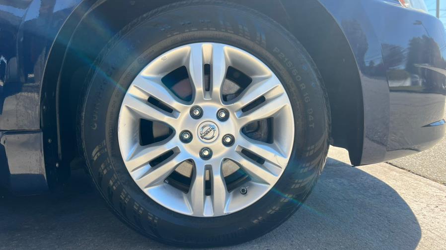 2010 Nissan Altima 4dr Sdn I4 CVT 2.5 S, available for sale in East Windsor, Connecticut | A1 Auto Sale LLC. East Windsor, Connecticut 2010 Nissan Altima 4dr Sdn I4 CVT 2.5 S, available for sale in East Windsor, Connecticut | A1 Auto Sale LLC. East Windsor, Connecticut