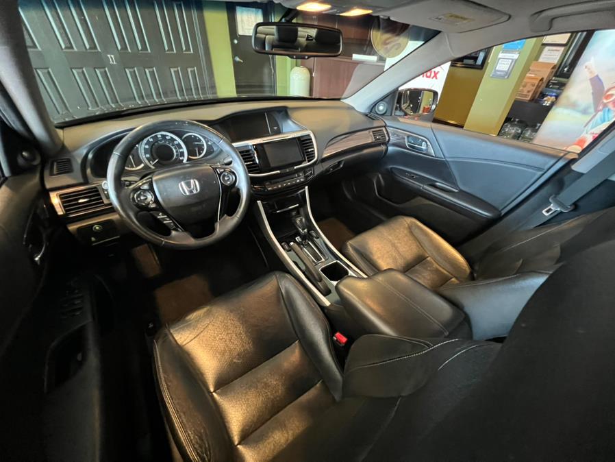 2016 Honda Accord Sedan 4dr I4 CVT EX-L, available for sale in West Hartford, Connecticut | AutoMax. West Hartford, Connecticut 2016 Honda Accord Sedan 4dr I4 CVT EX-L, available for sale in West Hartford, Connecticut | AutoMax. West Hartford, Connecticut