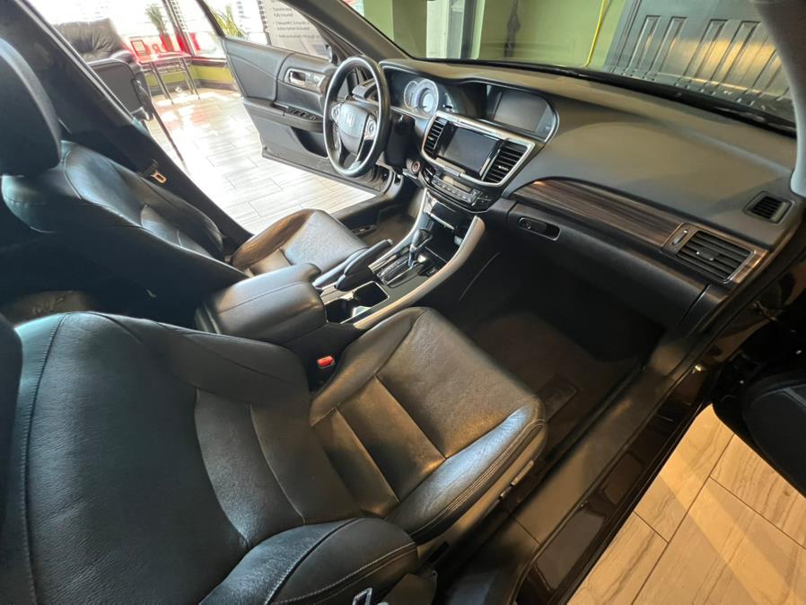 2016 Honda Accord Sedan 4dr I4 CVT EX-L, available for sale in West Hartford, Connecticut | AutoMax. West Hartford, Connecticut 2016 Honda Accord Sedan 4dr I4 CVT EX-L, available for sale in West Hartford, Connecticut | AutoMax. West Hartford, Connecticut