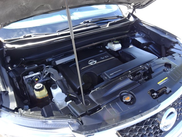 2015 Nissan Pathfinder SV 4WD, available for sale in Newton, Massachusetts | Cars of Boston. Newton, Massachusetts 2015 Nissan Pathfinder SV 4WD, available for sale in Newton, Massachusetts | Cars of Boston. Newton, Massachusetts