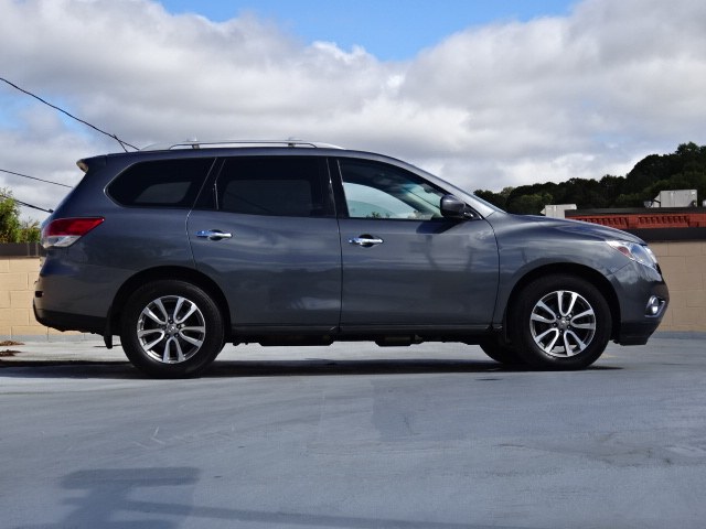 2015 Nissan Pathfinder SV 4WD, available for sale in Newton, Massachusetts | Cars of Boston. Newton, Massachusetts 2015 Nissan Pathfinder SV 4WD, available for sale in Newton, Massachusetts | Cars of Boston. Newton, Massachusetts
